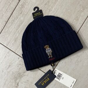 Polo by Ralph Lauren Blue Knit Beanie with Bear Design
Wool blend ..men’s NWT